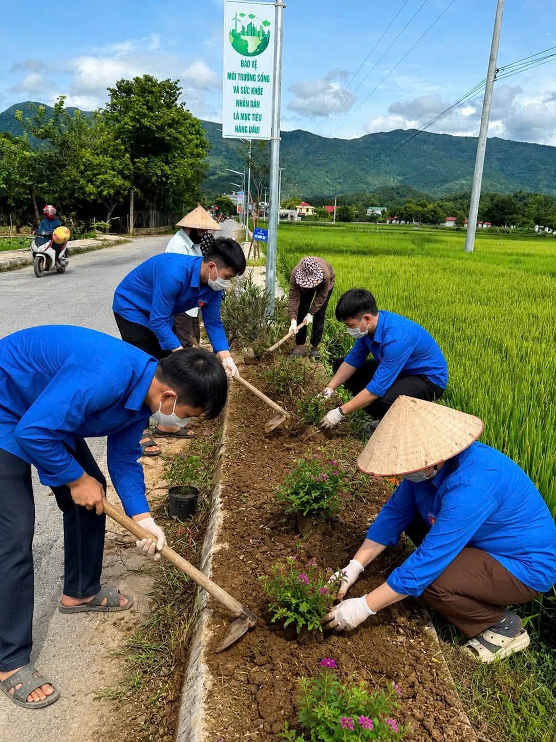 Tuổi trẻ Điện Biên sôi nổi ra quân Ngày Cao điểm “Tình nguyện chung tay xây dựng nông thôn mới” năm 2026